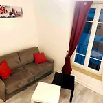 Vivez Paris Dans Ce Studio Chic Et Convivial